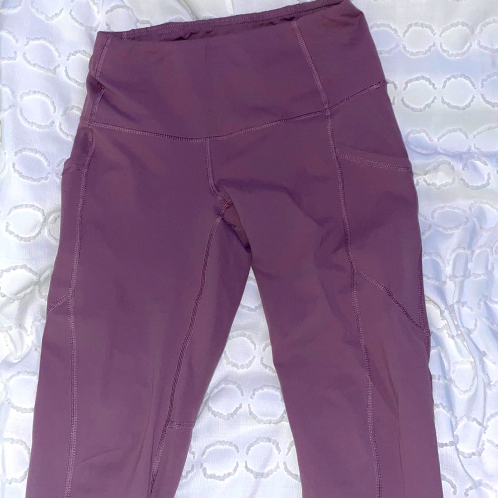 pink/purple yoga leggings